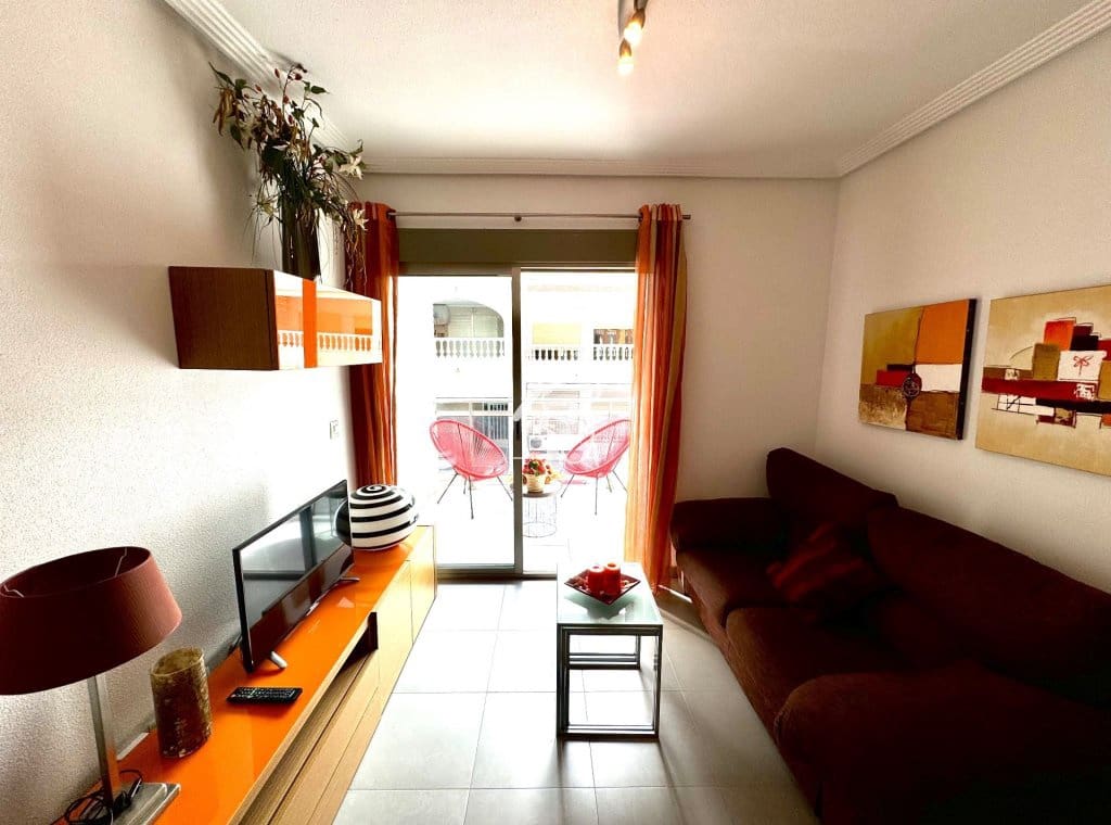 2 bedroom Apartment for rent in Guardamar del Segura - € 850 (Ref: 9824346)