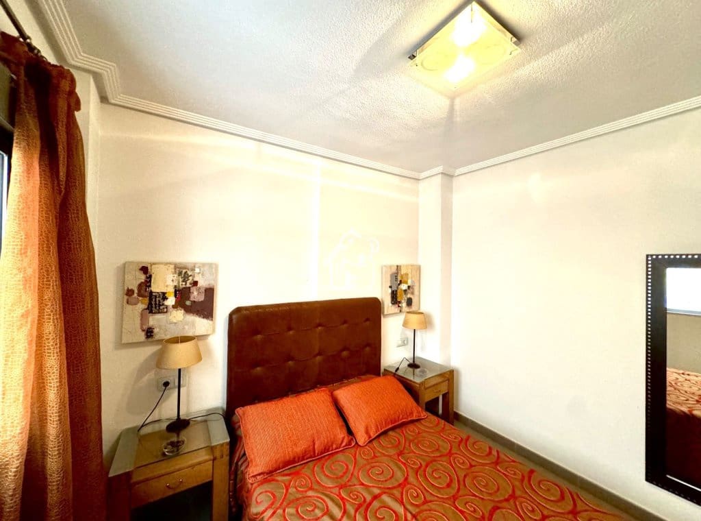 2 bedroom Apartment for rent in Guardamar del Segura - € 850 (Ref: 9824346)