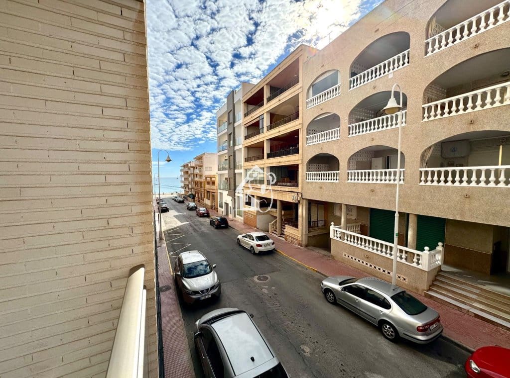 2 bedroom Apartment for rent in Guardamar del Segura - € 850 (Ref: 9824346)