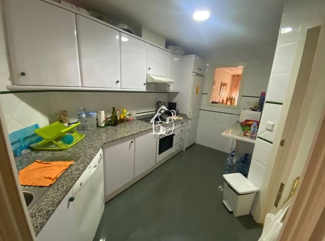2 Zimmer Apartment zu vermieten in Aguamarina, Orihuela mit Pool Garage - 800 € (Ref: 9824347)