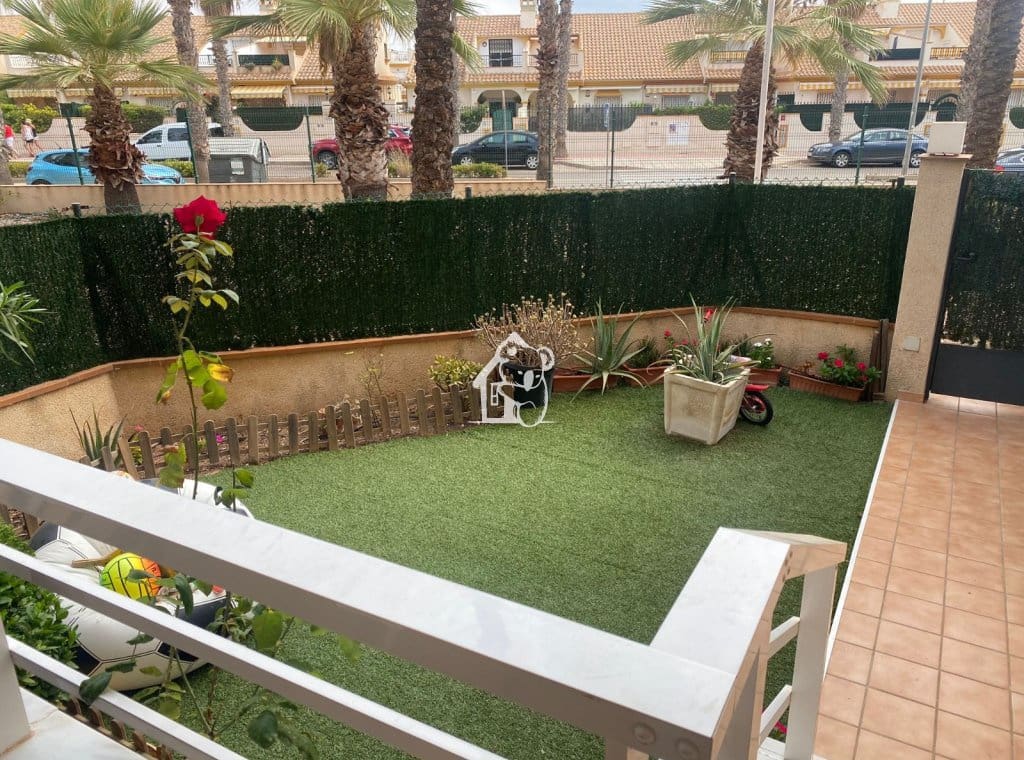 2 bedroom Apartment for rent in Orihuela Costa with pool garage - € 800 (Ref: 9824347)