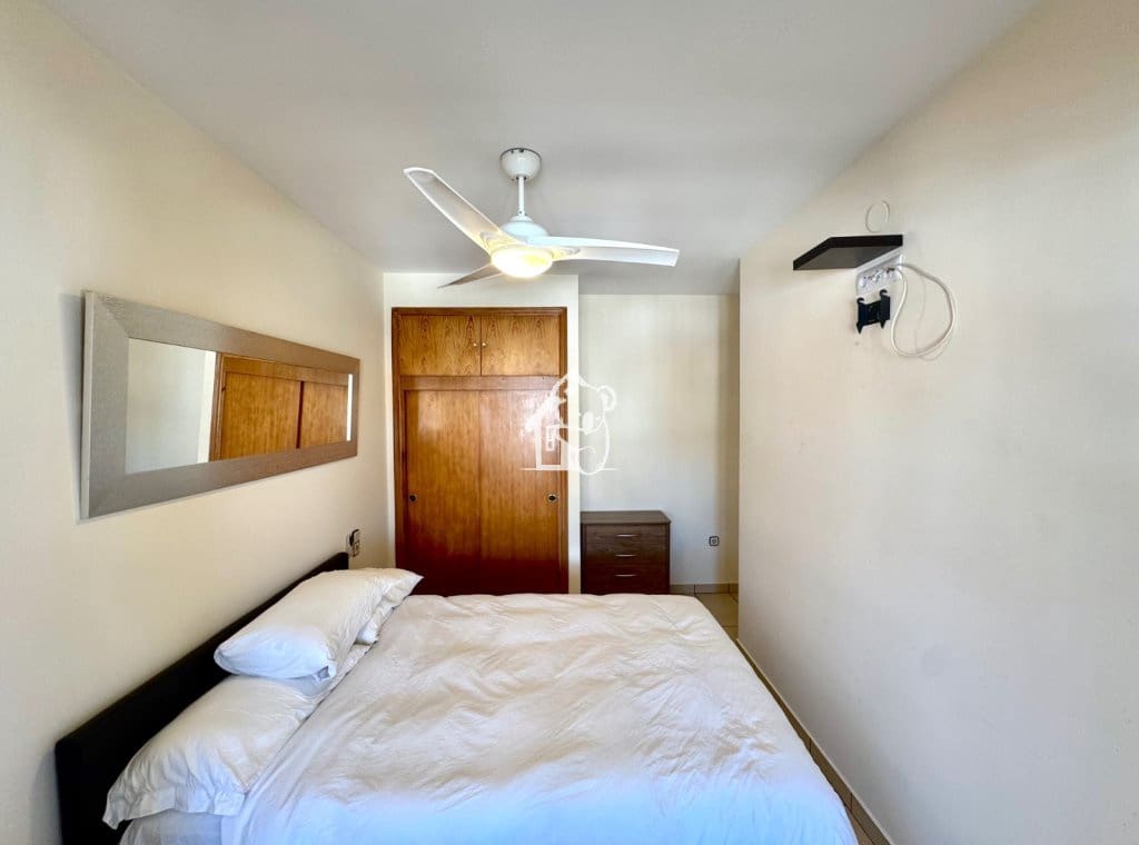 2 slaapkamer Villa te huur in Orihuela Costa - € 1.200 (Ref: 9828133)