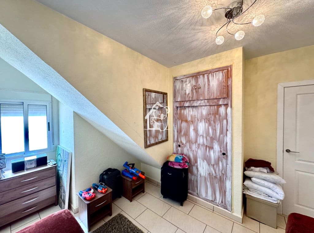 2 slaapkamer Villa te huur in Orihuela Costa - € 1.200 (Ref: 9828133)