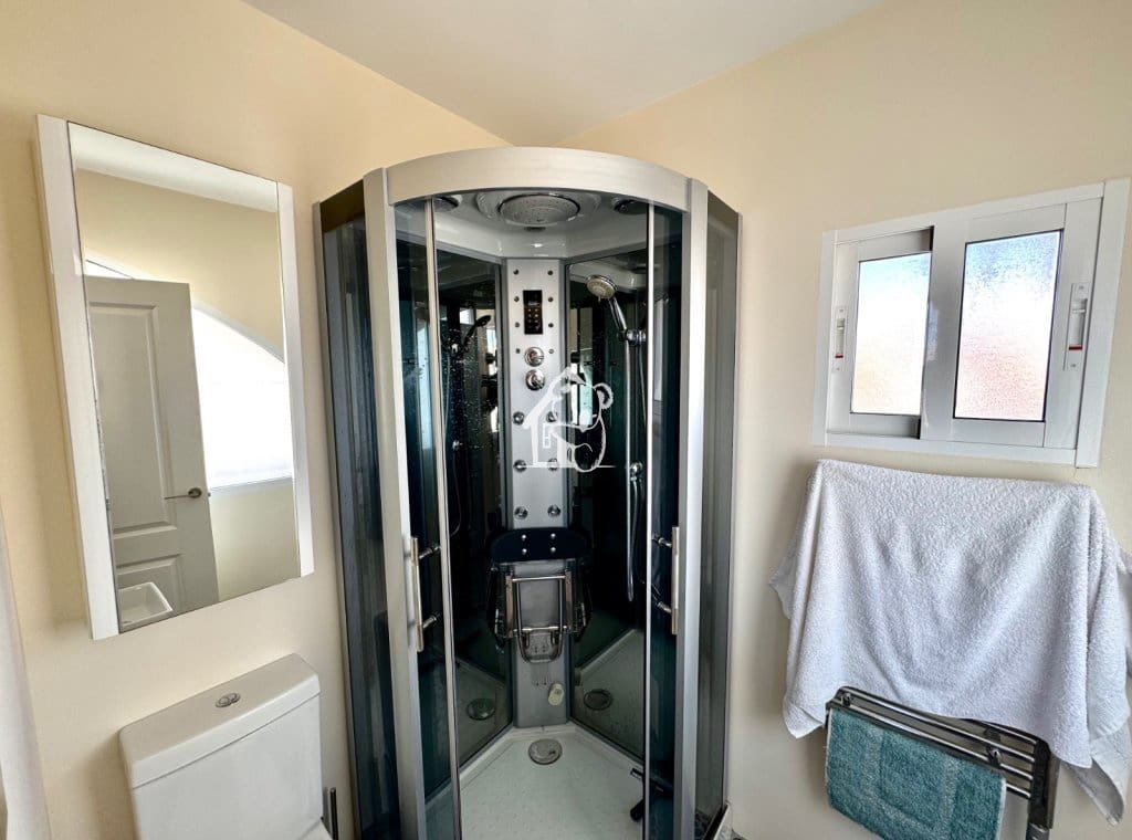 2 slaapkamer Villa te huur in Orihuela Costa - € 1.200 (Ref: 9828133)