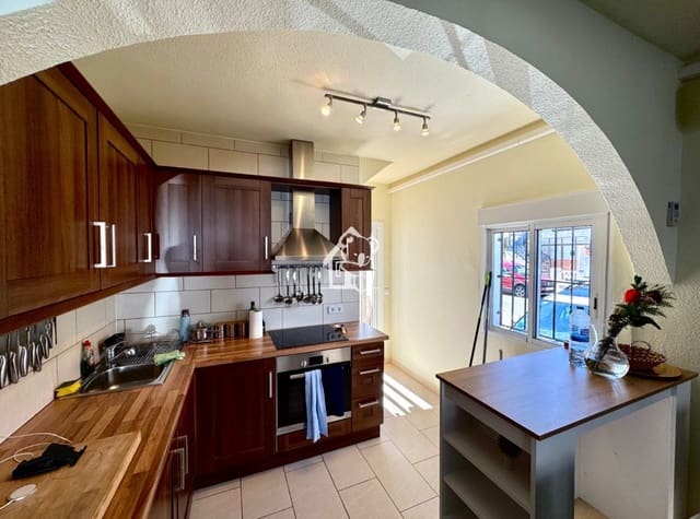 2 slaapkamer Villa te huur in Las Filipinas - € 1.200 (Ref: 9828133)