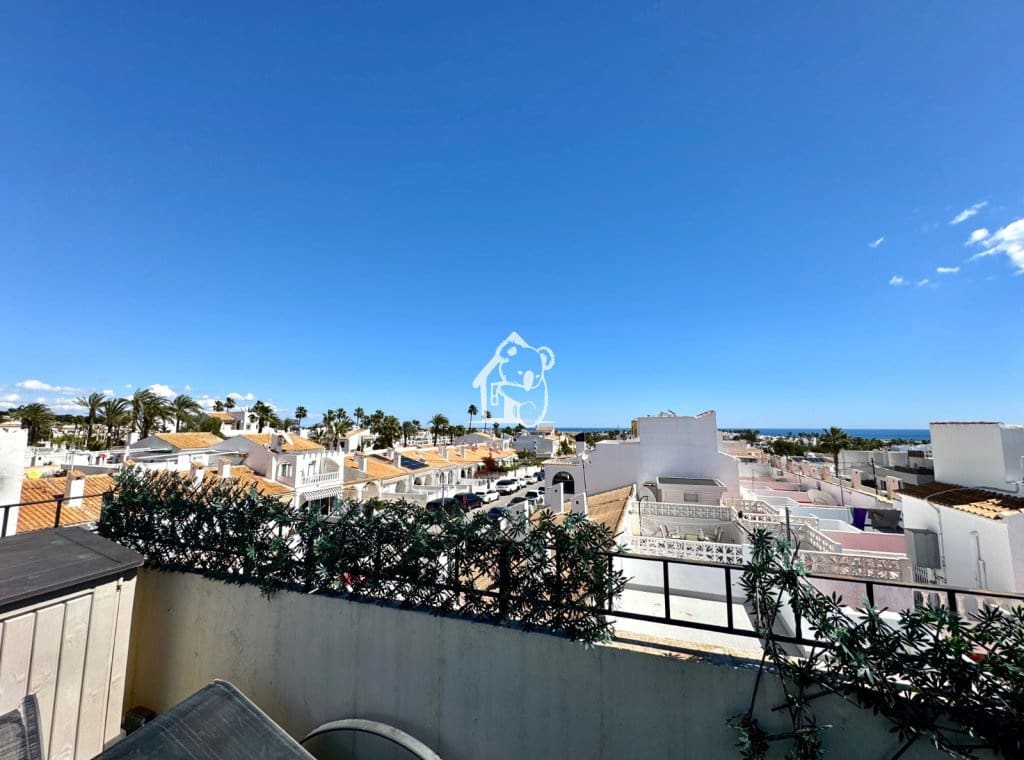 2 slaapkamer Villa te huur in Orihuela Costa - € 1.200 (Ref: 9828133)