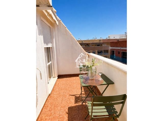 2 slaapkamer Appartement te huur in Parque de las Naciones, Torrevieja met zwembad - € 850 (Ref: 9828134)