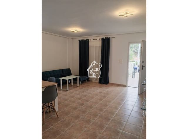 3 Zimmer Villa zu vermieten in Bigastro mit Garage - 1.100 € (Ref: 9830468)