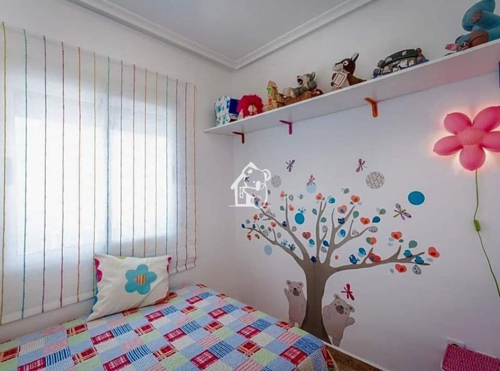 3 soveværelse Villa til leje i La Mata med swimmingpool garage - € 1.300 (Ref: 9830471)
