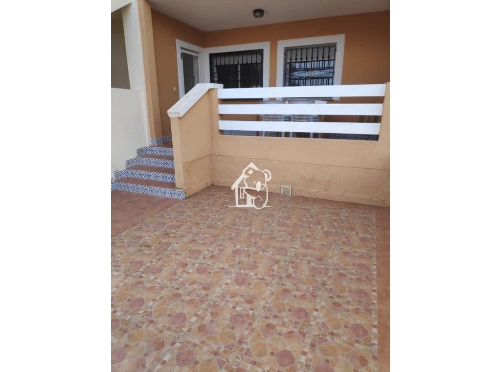 Apartamento de 2 habitaciones en Los Altos en alquiler con piscina - 1.000 € (Ref: 9833116)