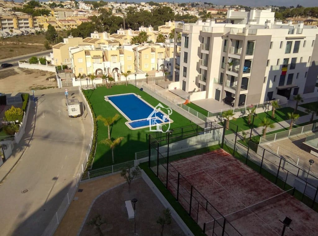 2 bedroom Apartment for rent in Villamartin with pool garage - € 1,200 (Ref: 9835023)