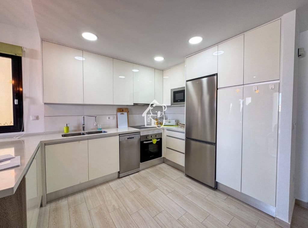 2 bedroom Apartment for rent in Villamartin with pool garage - € 1,200 (Ref: 9841943)