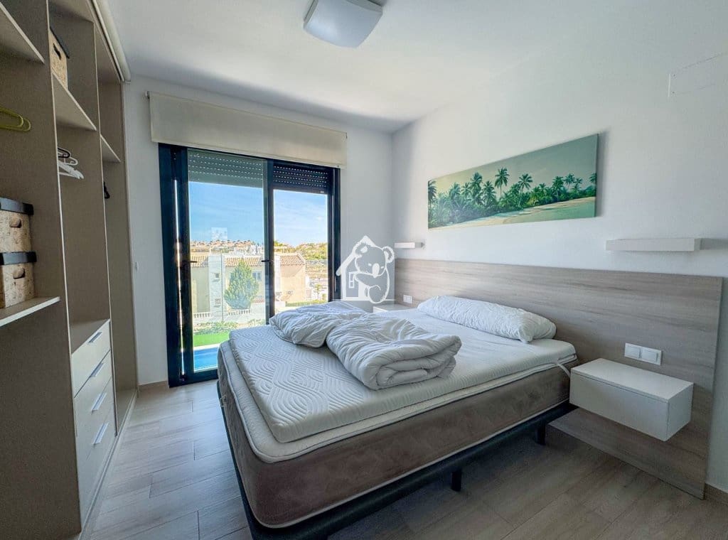 2 bedroom Apartment for rent in Villamartin with pool garage - € 1,200 (Ref: 9841943)