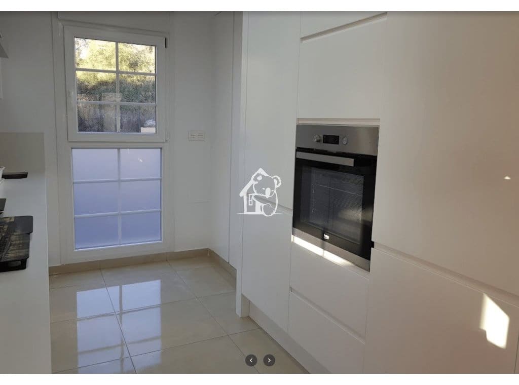 3 bedroom Villa for rent in San Fulgencio with pool garage - € 1,590 (Ref: 9844686)