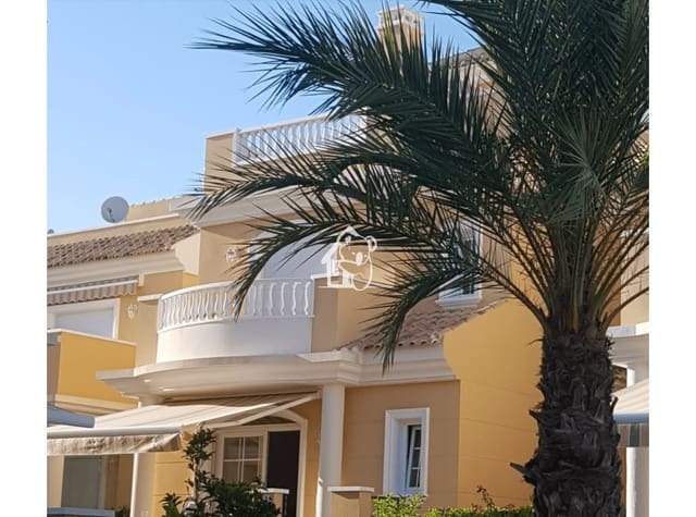 3 soverom Villa til leie i San Fulgencio med svømmebasseng garasje - € 1 800 (Ref: 9844686)