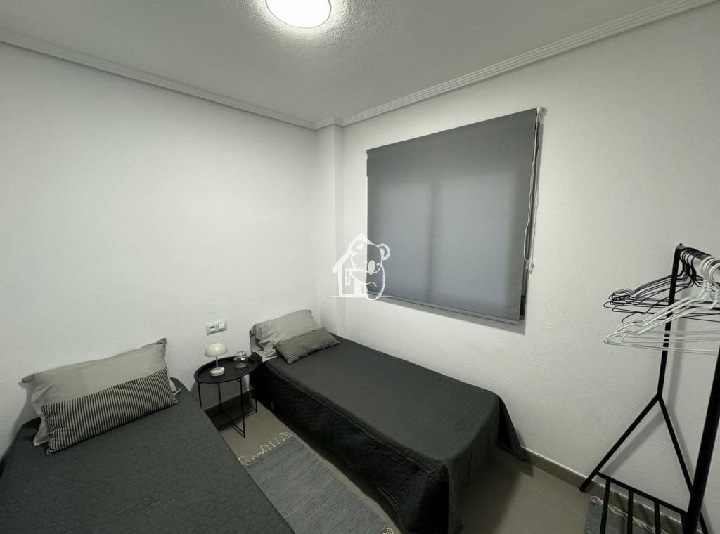 2 bedroom Apartment for rent in Guardamar del Segura - € 850 (Ref: 9844687)