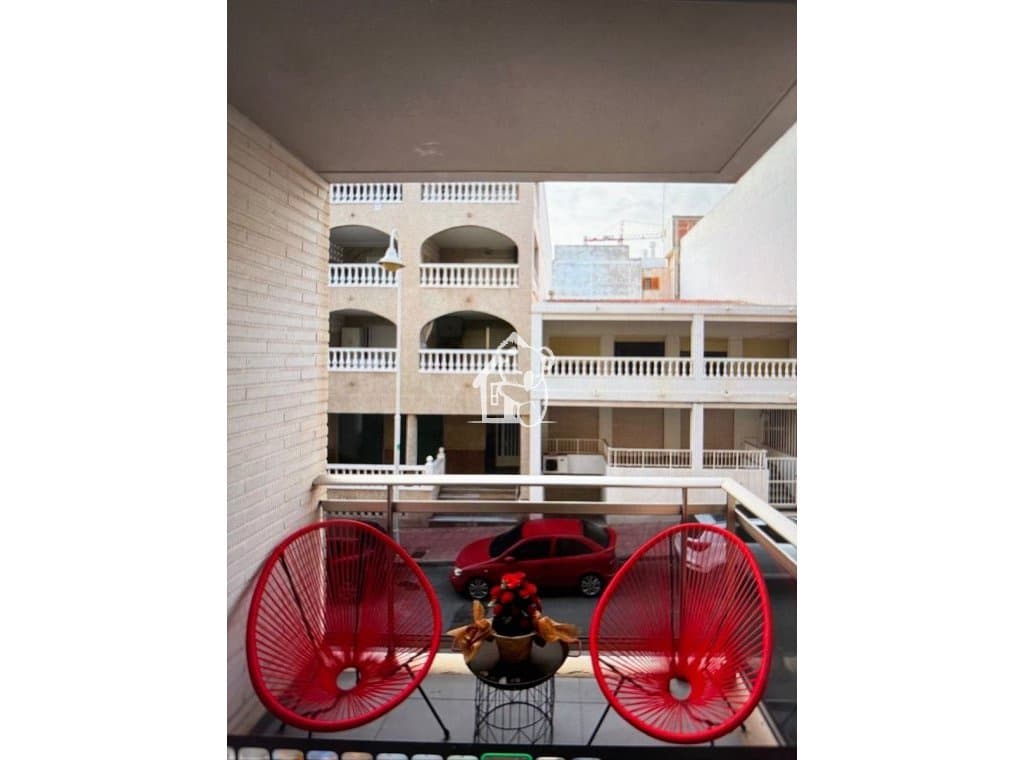 2 bedroom Apartment for rent in Guardamar del Segura - € 850 (Ref: 9844687)
