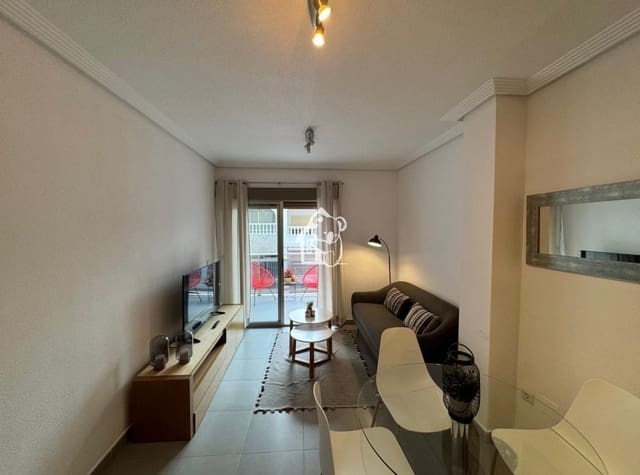 2 bedroom Apartment for rent in Guardamar Playa, Guardamar del Segura - € 850 (Ref: 9844687)