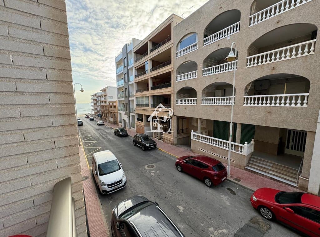 2 bedroom Apartment for rent in Guardamar del Segura - € 850 (Ref: 9844687)