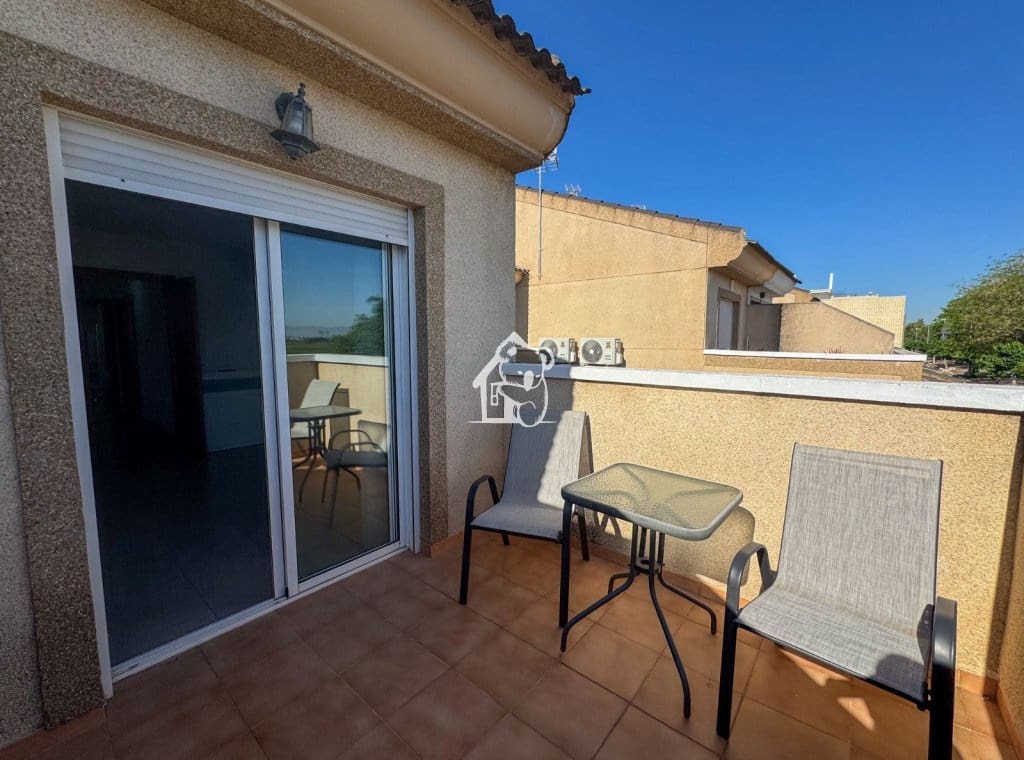 3 bedroom Townhouse for rent in Bigastro with garage - € 850 (Ref: 9844688)