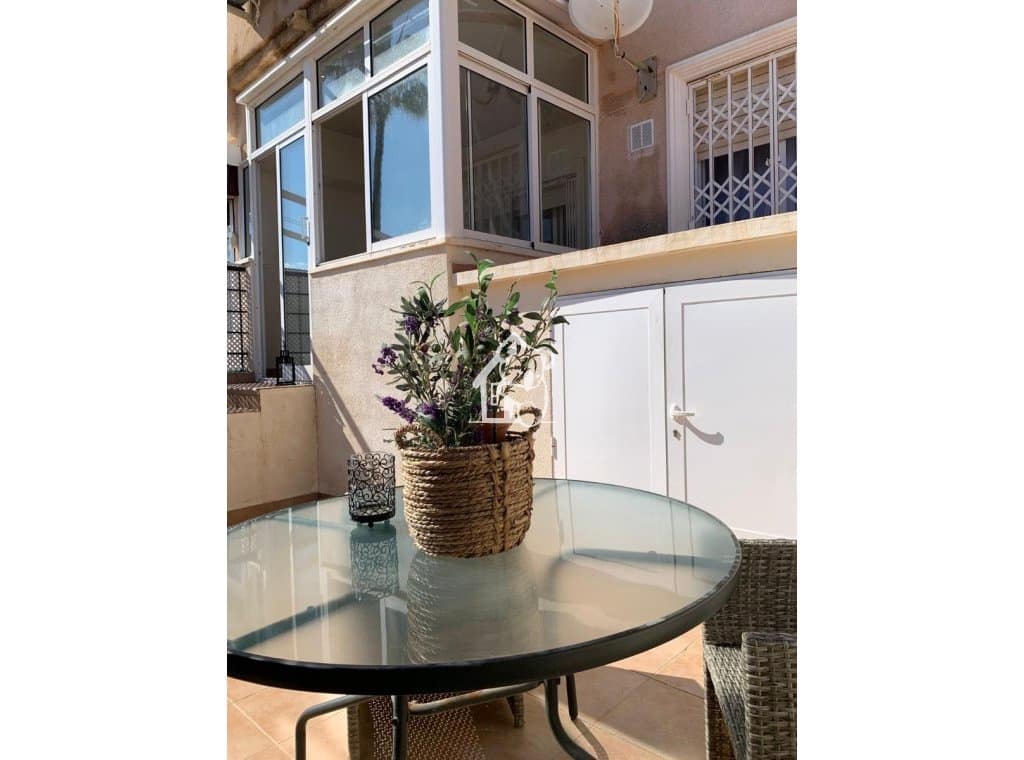 1 bedroom Villa for rent in Villamartin with pool - € 1,600 (Ref: 9850768)