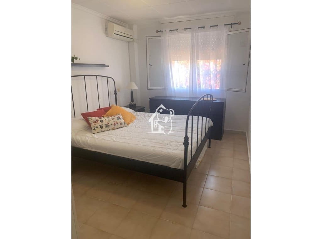 1 bedroom Villa for rent in Villamartin with pool - € 1,600 (Ref: 9850768)