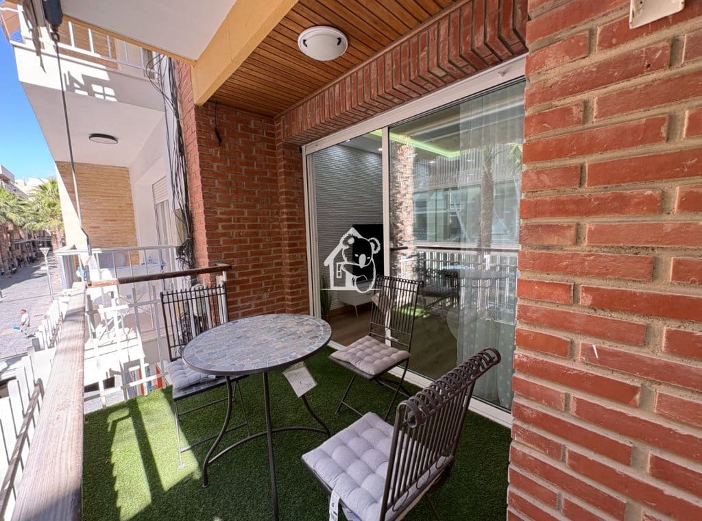4 chambre Appartement à vendre à Torrevieja - 285 000 € (Ref: 9850771)