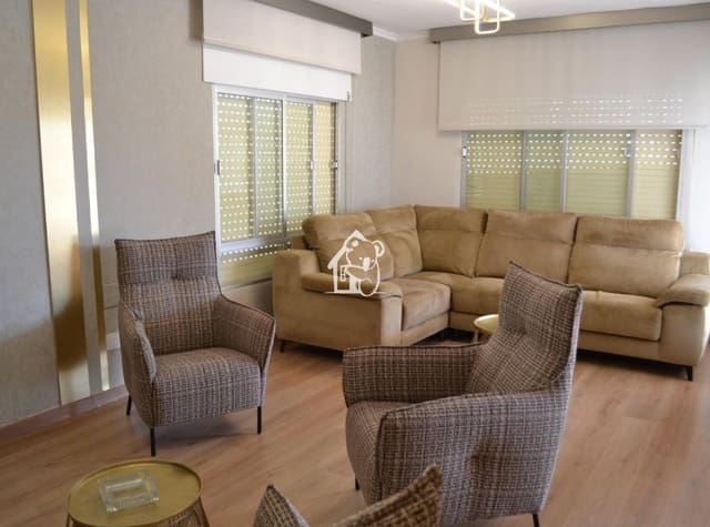 4 soveværelse Villa til leje i La Zenia, Orihuela med swimmingpool garage - € 2.600 (Ref: 9854708)