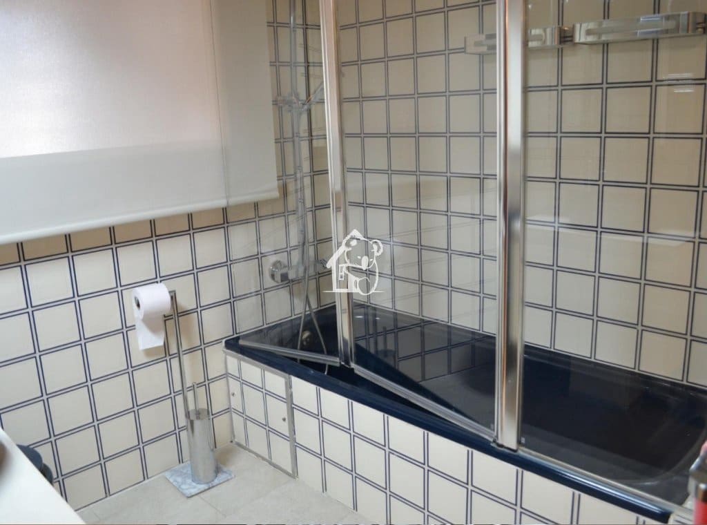 4 soveværelse Villa til leje i Orihuela Costa med swimmingpool garage - € 2.600 (Ref: 9854708)
