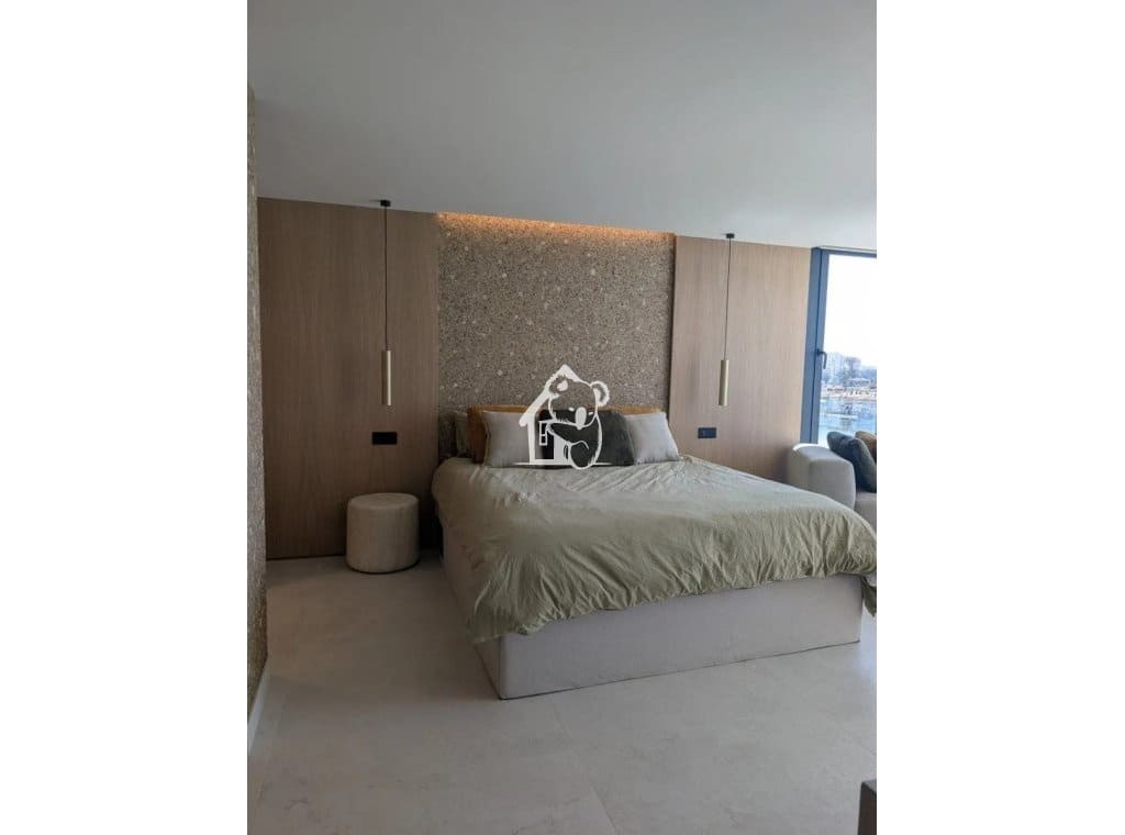 2 bedroom Apartment for rent in Torrevieja with pool - € 3,300 (Ref: 9858954)