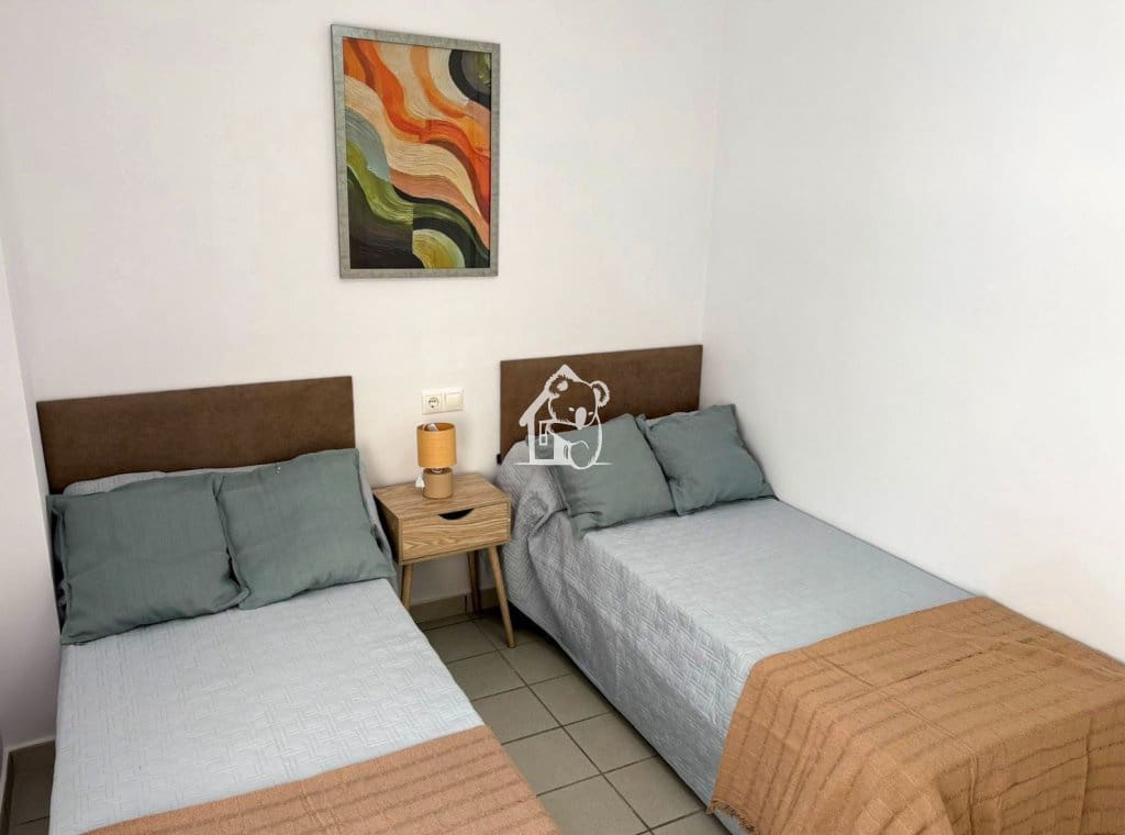 2 bedroom Apartment for rent in Playa Flamenca with pool garage - € 1,000 (Ref: 9861375)