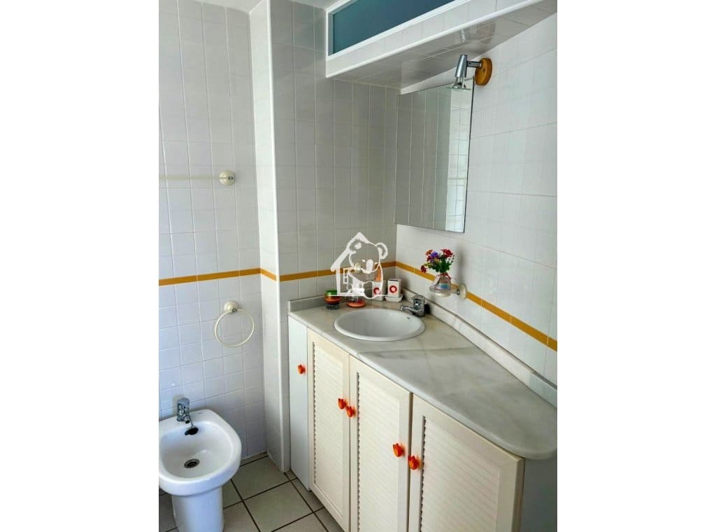 2 bedroom Apartment for rent in Playa Flamenca with pool garage - € 1,000 (Ref: 9861375)