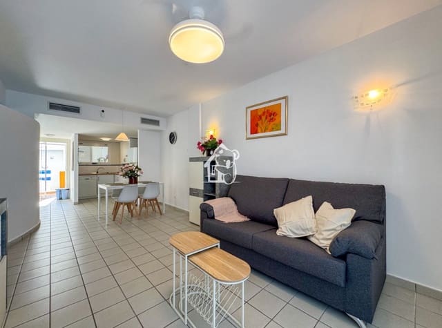 2 makuuhuone Huoneisto vuokrattavana paikassa Playa Flamenca, Orihuela mukana uima-altaan 
autotalli - 1 000 € (Ref: 9861375)