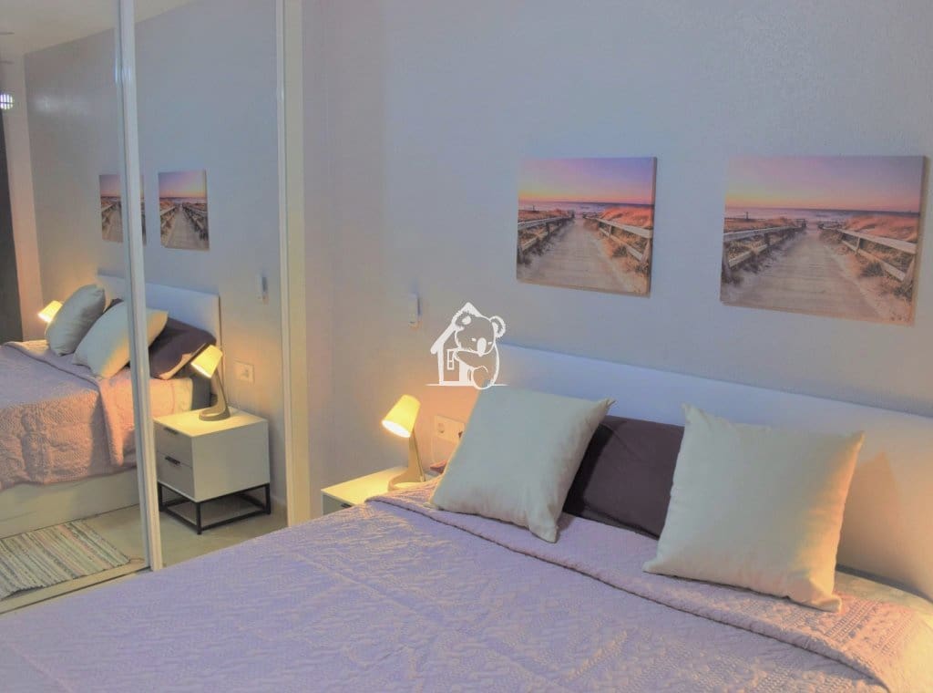 1 soveværelse Bungalow til leje i Torrevieja med swimmingpool - € 750 (Ref: 9861376)