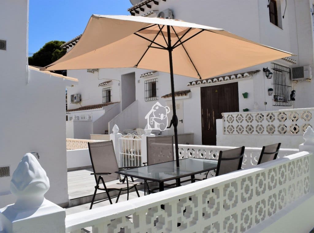1 soveværelse Bungalow til leje i Torrevieja med swimmingpool - € 750 (Ref: 9861376)
