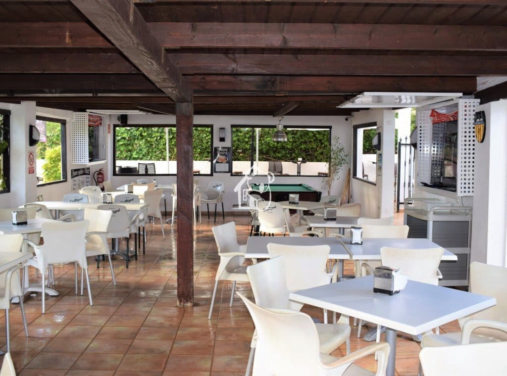 1 soveværelse Bungalow til leje i Torrevieja med swimmingpool - € 750 (Ref: 9861376)
