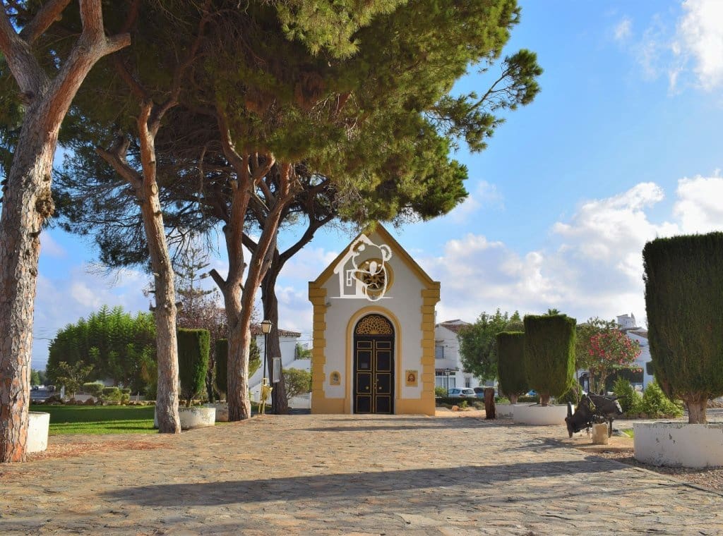 1 soveværelse Bungalow til leje i Torrevieja med swimmingpool - € 750 (Ref: 9861376)