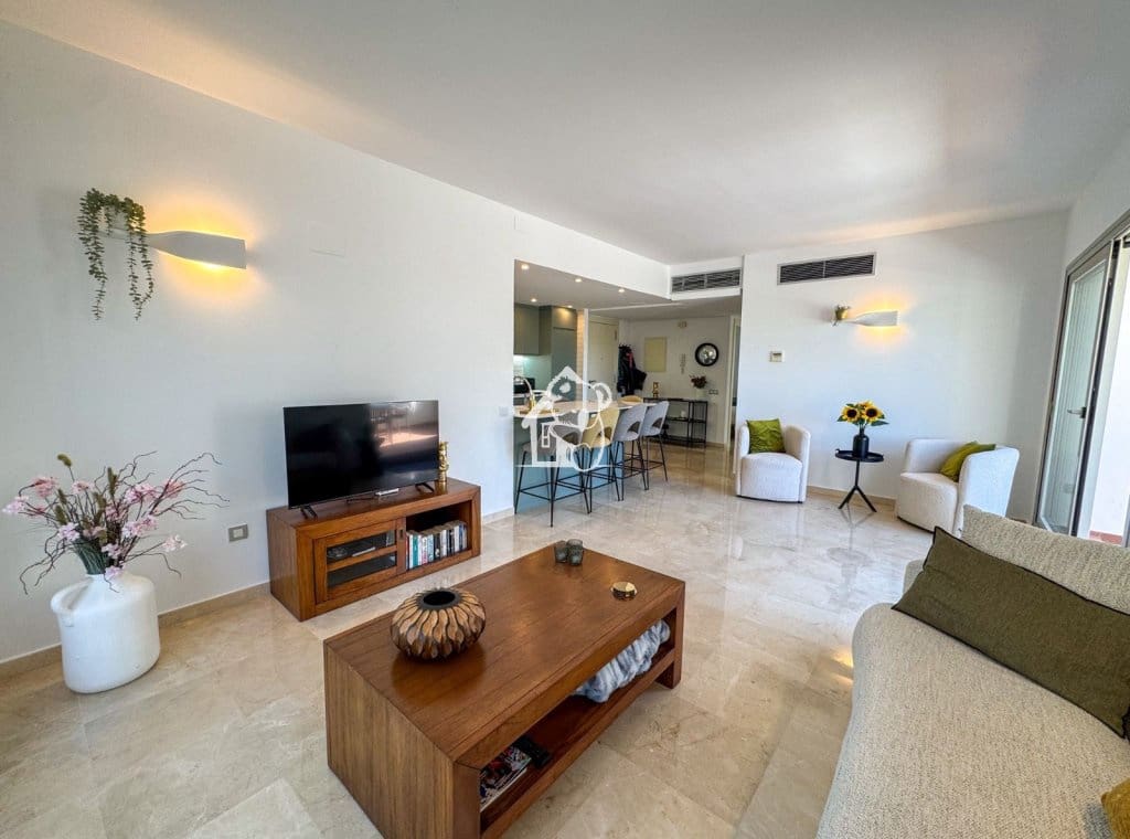 3 bedroom Apartment for rent in Orihuela Costa with pool - € 2,200 (Ref: 9861377)