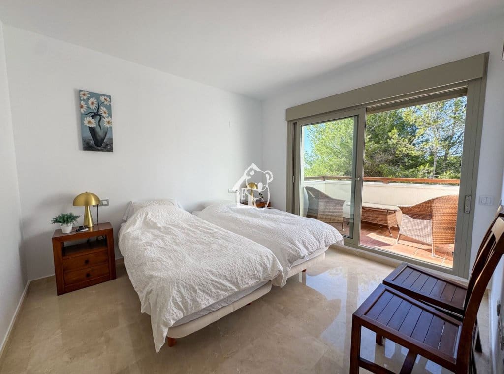 3 bedroom Apartment for rent in Orihuela Costa with pool - € 2,200 (Ref: 9861377)