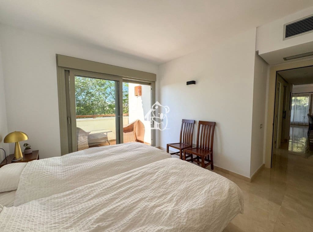 3 bedroom Apartment for rent in Orihuela Costa with pool - € 2,200 (Ref: 9861377)