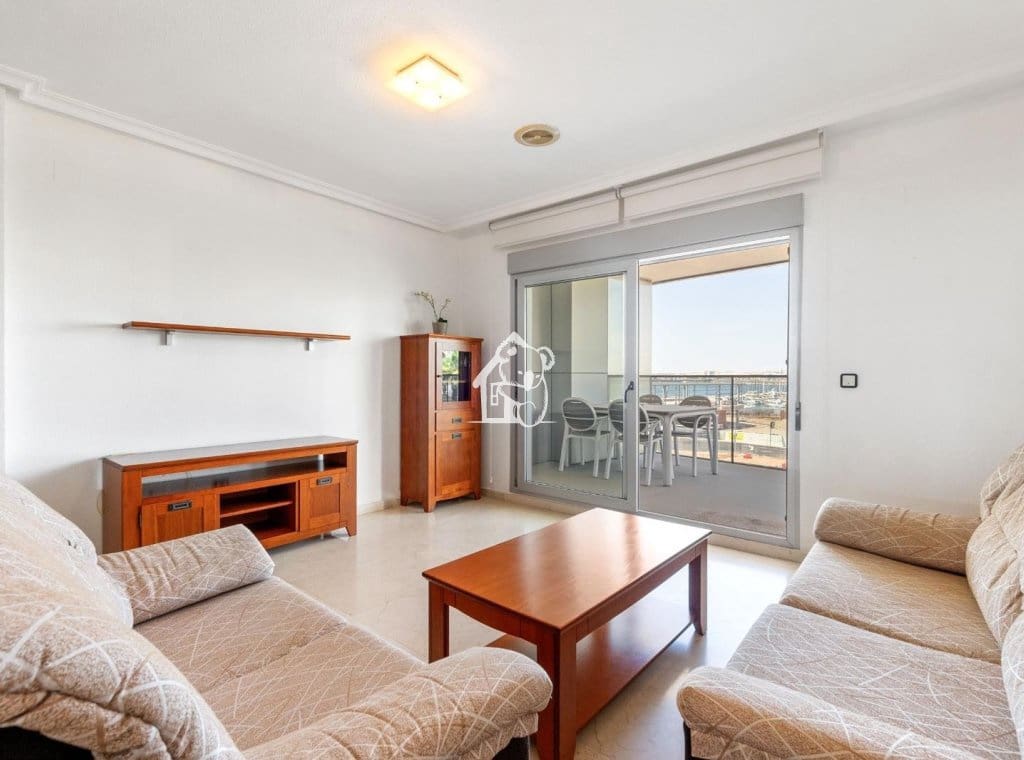 3 bedroom Apartment for rent in Torrevieja - € 1,100 (Ref: 9861378)