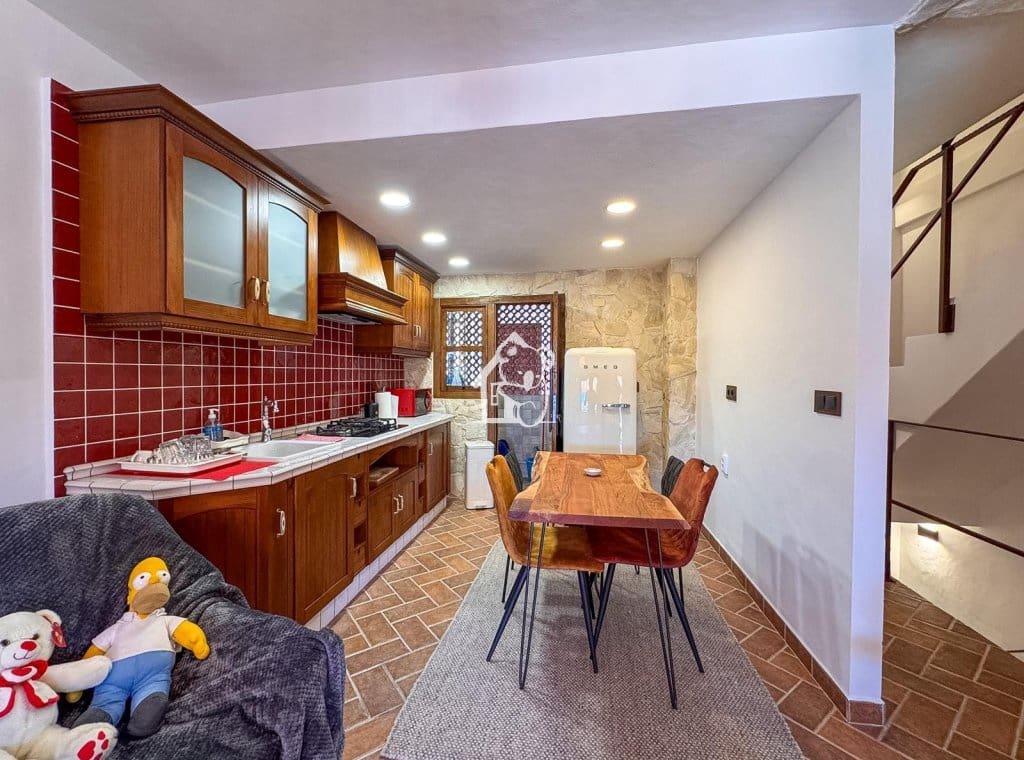 3 bedroom Apartment for rent in Guardamar del Segura - € 1,600 (Ref: 9863855)