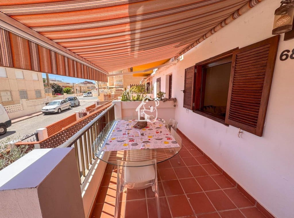 3 bedroom Apartment for rent in Guardamar del Segura - € 1,600 (Ref: 9863855)