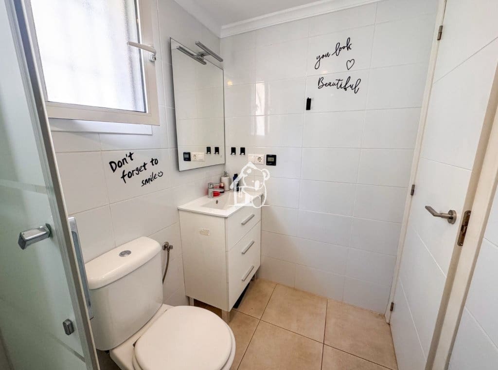 1 sypialnia Bungalow do wynajęcia w Torrevieja z basenem - 750 € (Ref: 9872821)