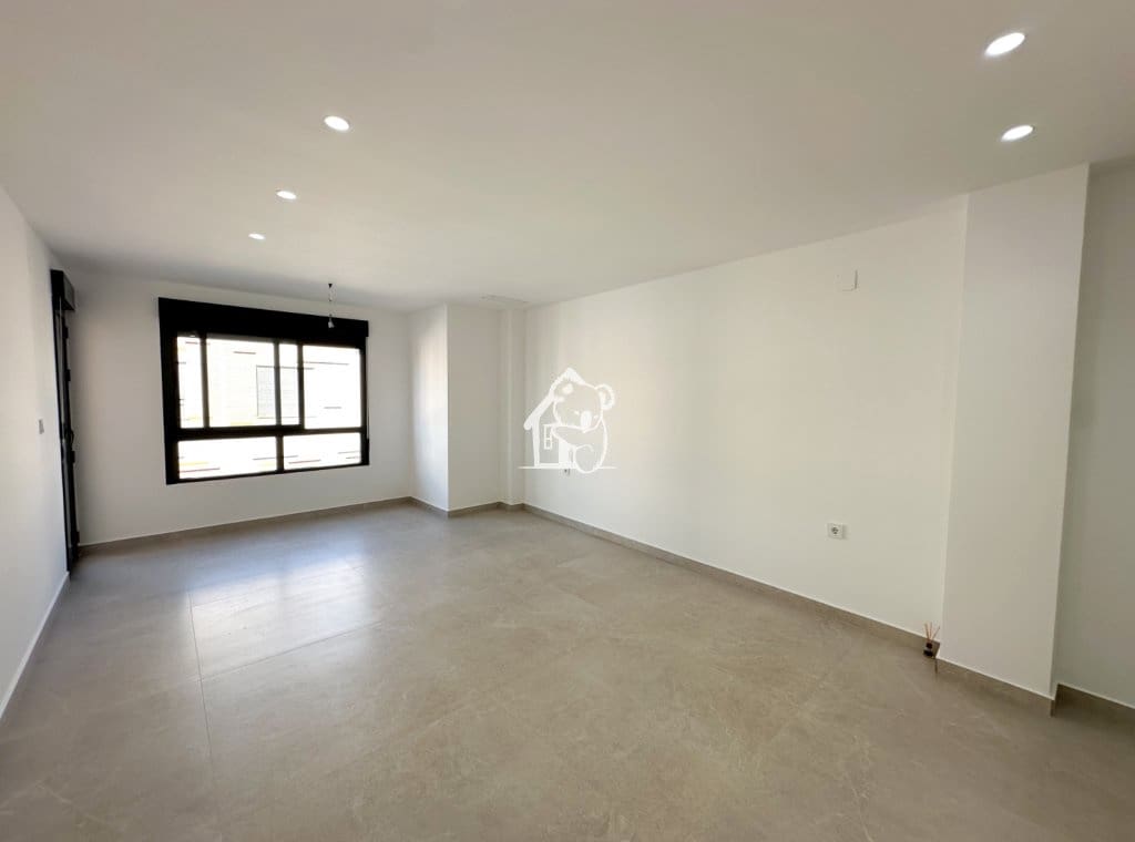3 bedroom Apartment for sale in Benejuzar with garage - € 180,000 (Ref: 9875535)