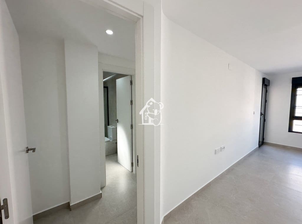 3 bedroom Apartment for sale in Benejuzar with garage - € 180,000 (Ref: 9875535)