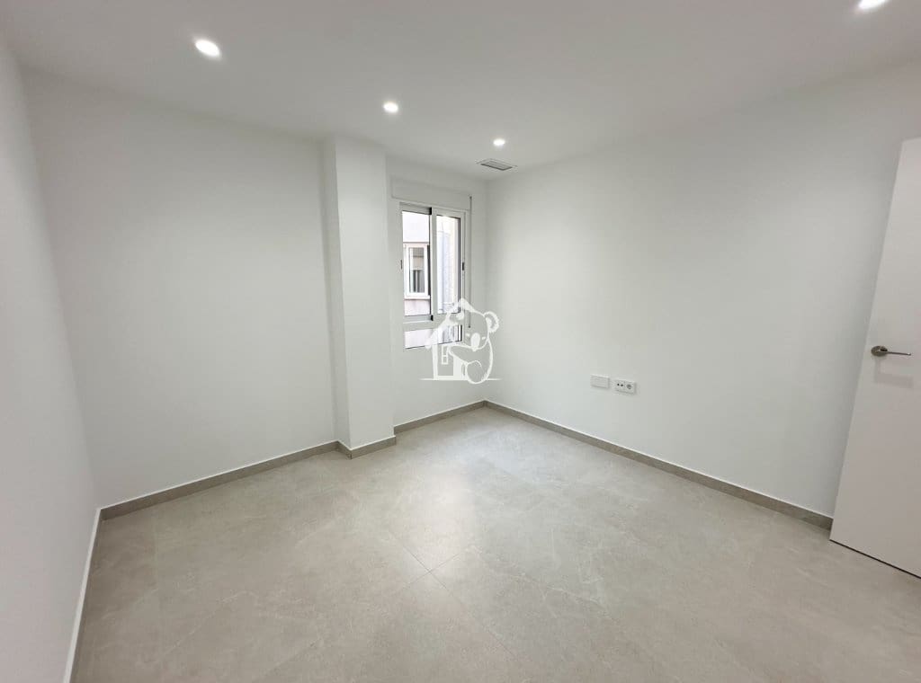 3 bedroom Apartment for sale in Benejuzar with garage - € 180,000 (Ref: 9875535)