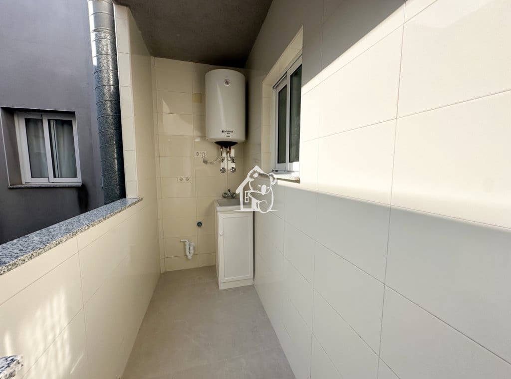 3 bedroom Apartment for sale in Benejuzar with garage - € 180,000 (Ref: 9875535)