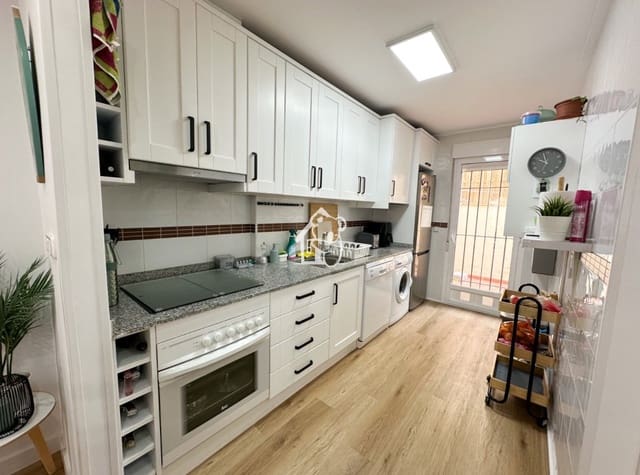 2 bedroom Villa for rent in Lomas de Cabo Roig - Los Dolses, Orihuela with pool garage - € 1,000 (Ref: 9880402)