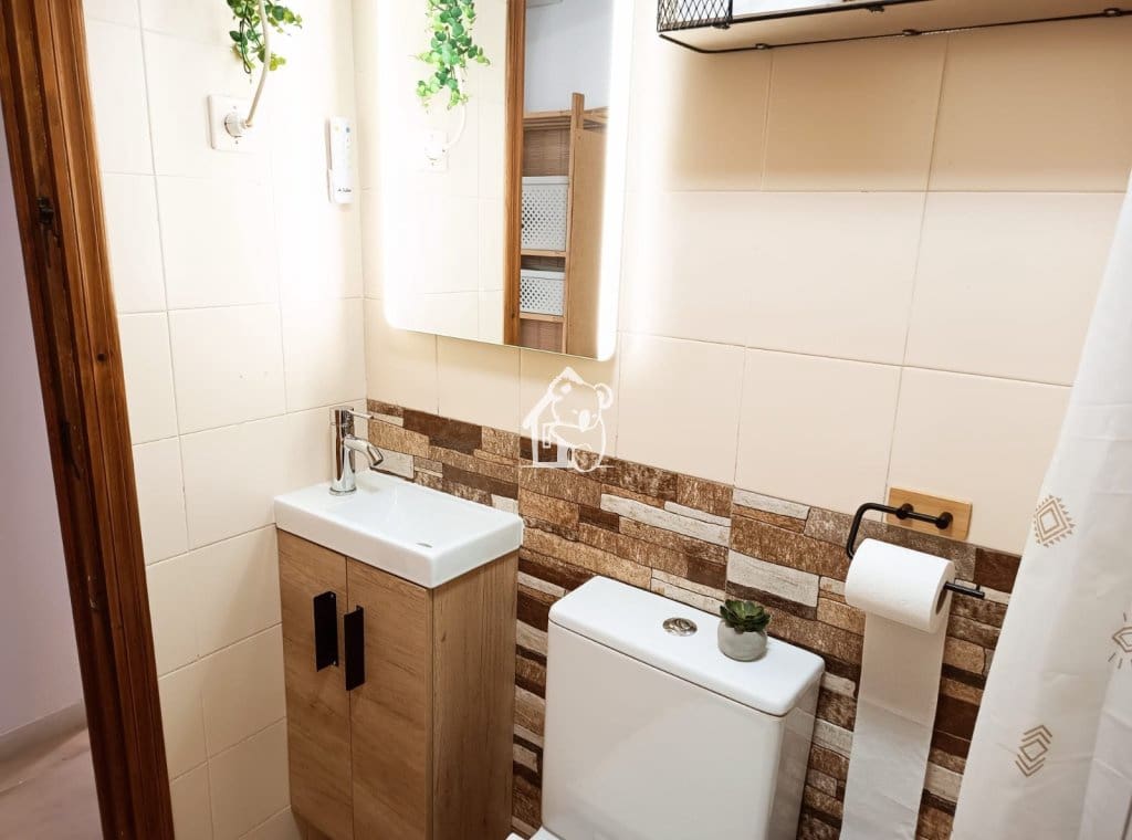 1 bedroom Townhouse for rent in La Marina - € 790 (Ref: 9883861)